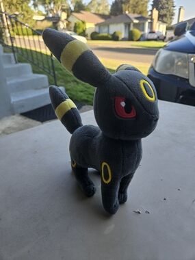 Pokemon Black and Yellow Umbreon Plush